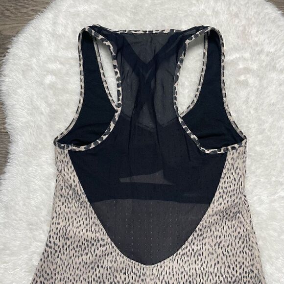 Lululemon Dance to Yoga Tank Top Size 4 Tan Beige Black Mesh Athletic - Picture 7 of 11